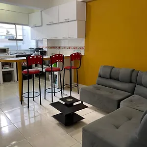 Apartamento Cerca A La Candelaria Y Hospitales Principales De, Bogotá